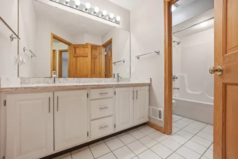 11497 Ridgecrest Drive Roscoe IL 61073
