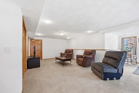 11497 Ridgecrest Drive Roscoe IL 61073