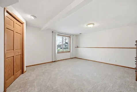 11497 Ridgecrest Drive Roscoe IL 61073