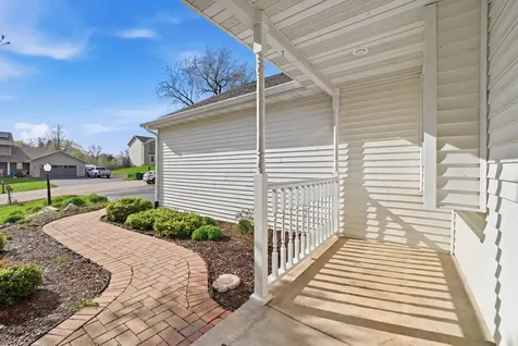 11497 Ridgecrest Drive Roscoe IL 61073