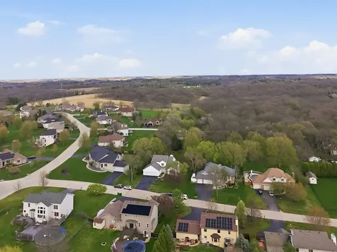 11497 Ridgecrest Drive Roscoe IL 61073