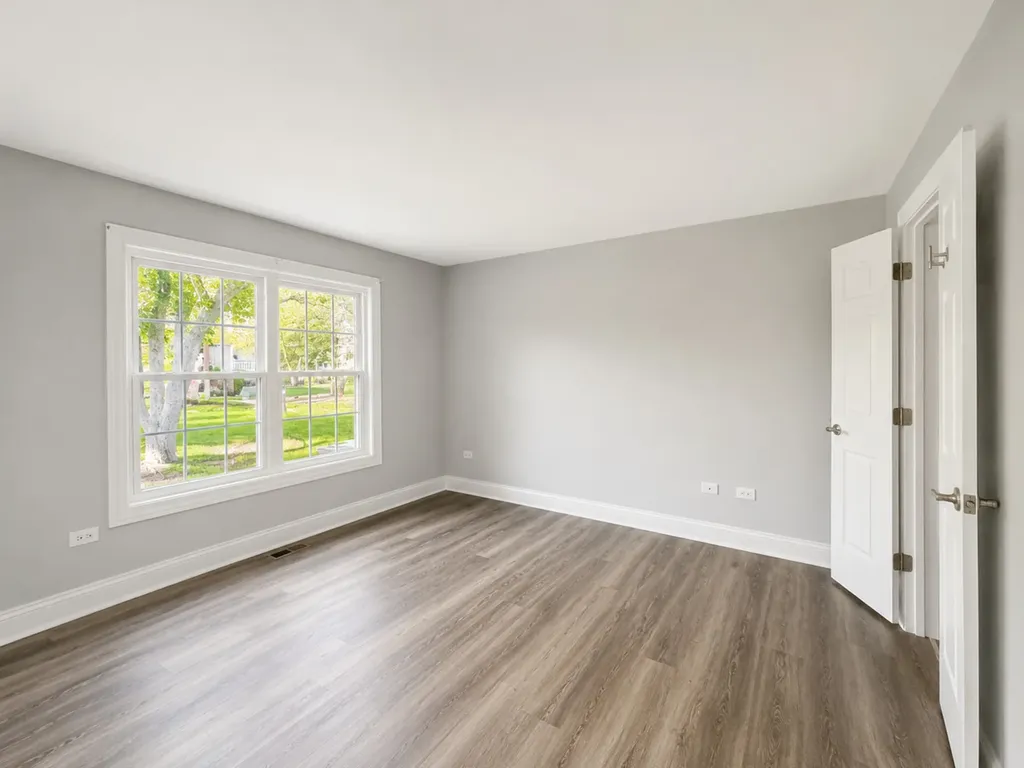 35 Foxcroft Road Naperville IL 60565