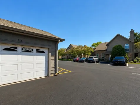35 Foxcroft Road Naperville IL 60565