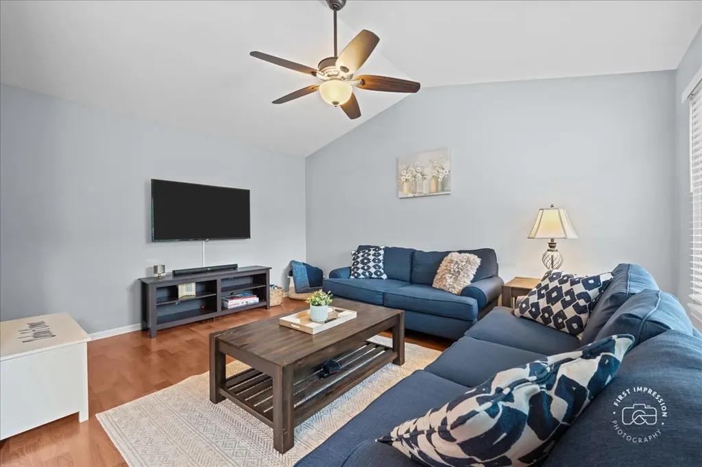 599 Ryegrass Circle Aurora IL 60504