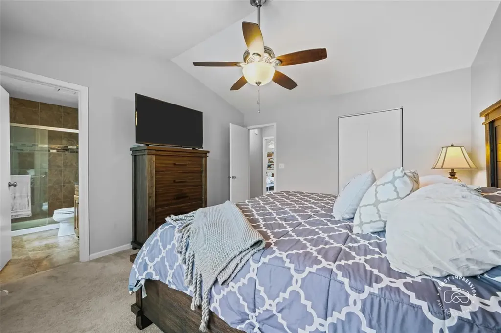599 Ryegrass Circle Aurora IL 60504
