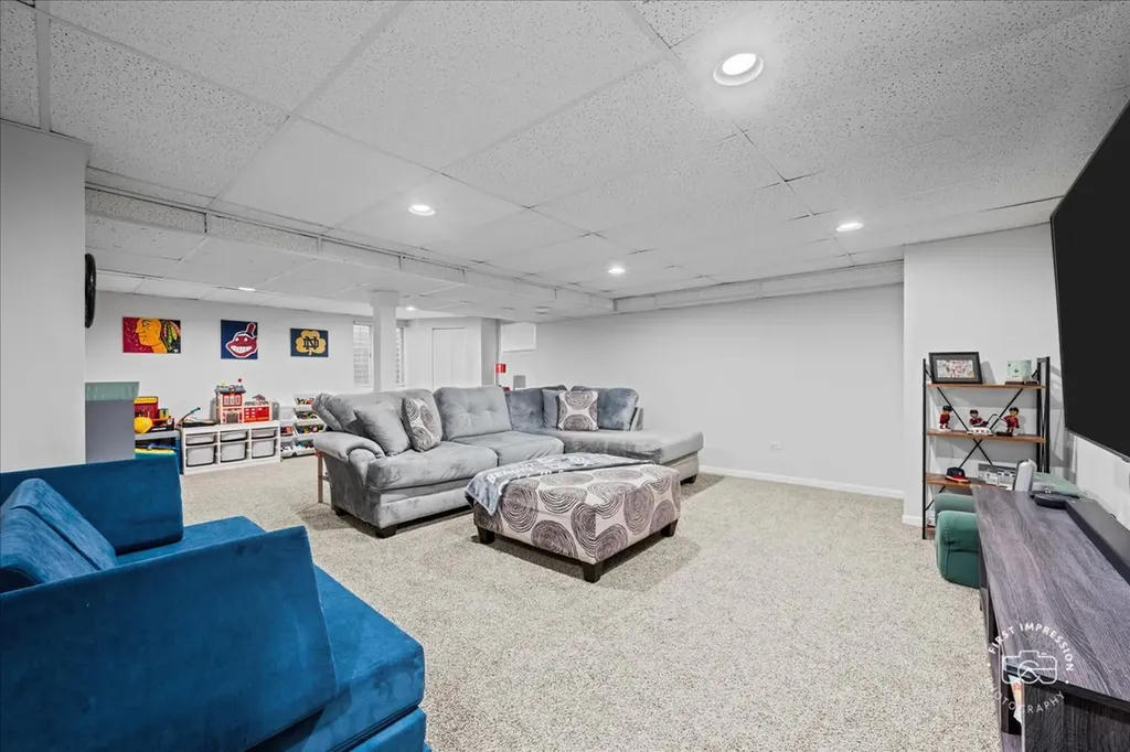 599 Ryegrass Circle Aurora IL 60504
