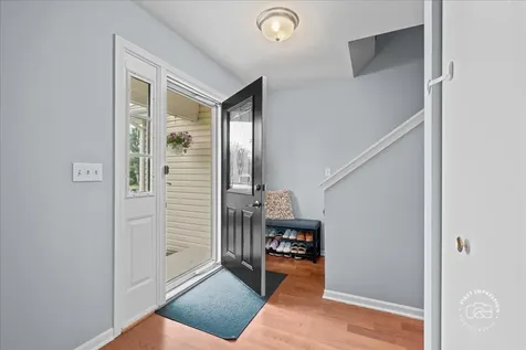 599 Ryegrass Circle Aurora IL 60504