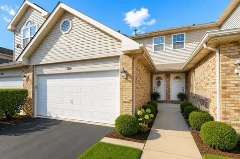 7206 Bradford Court Justice IL 60458