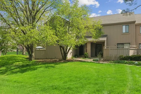 471 Old Barn Road Lake Barrington IL 60010