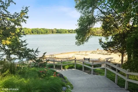 471 Old Barn Road Lake Barrington IL 60010