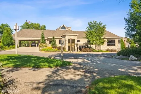 471 Old Barn Road Lake Barrington IL 60010