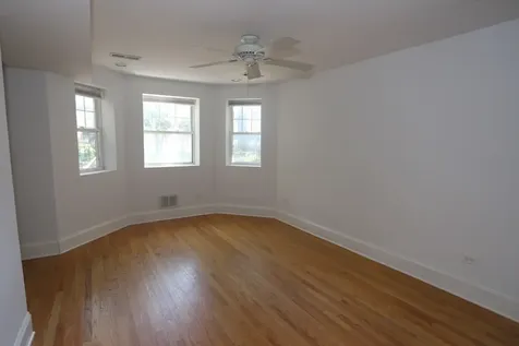 3446 North Bell Avenue Chicago IL 60618