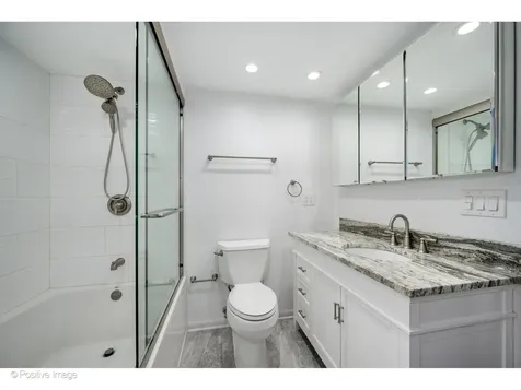 345 North Canal Street Chicago IL 60606