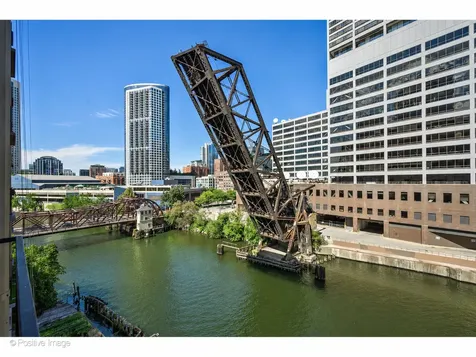 345 North Canal Street Chicago IL 60606