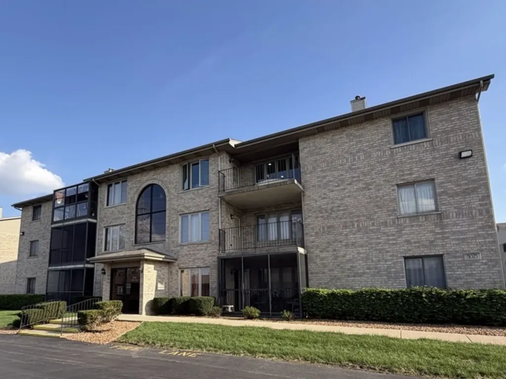 13950 Lavergne Avenue Crestwood IL 60418