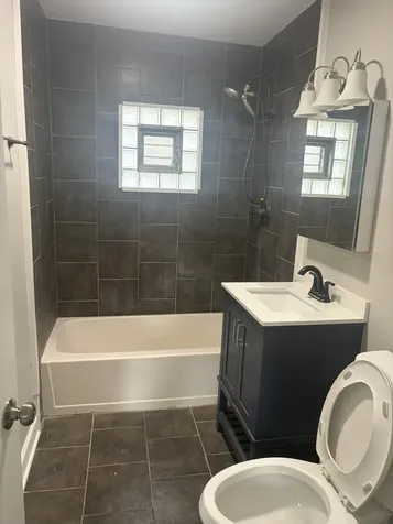 2046 South 13th Avenue Broadview IL 60155