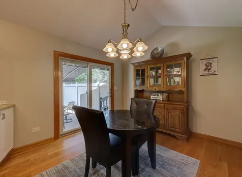 27W719 Sycamore Street West Chicago IL 60185
