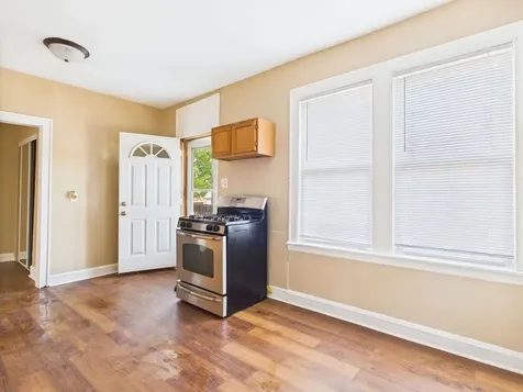 4338 West Kamerling Avenue Chicago IL 60651
