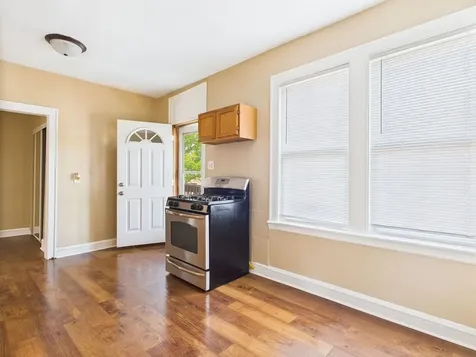 4338 West Kamerling Avenue Chicago IL 60651