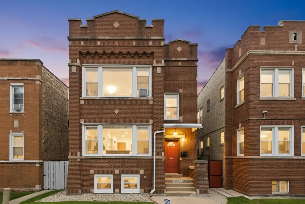 5105 West Altgeld Street Chicago IL 60639
