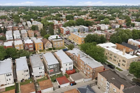 5105 West Altgeld Street Chicago IL 60639