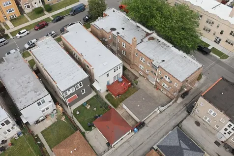 5105 West Altgeld Street Chicago IL 60639