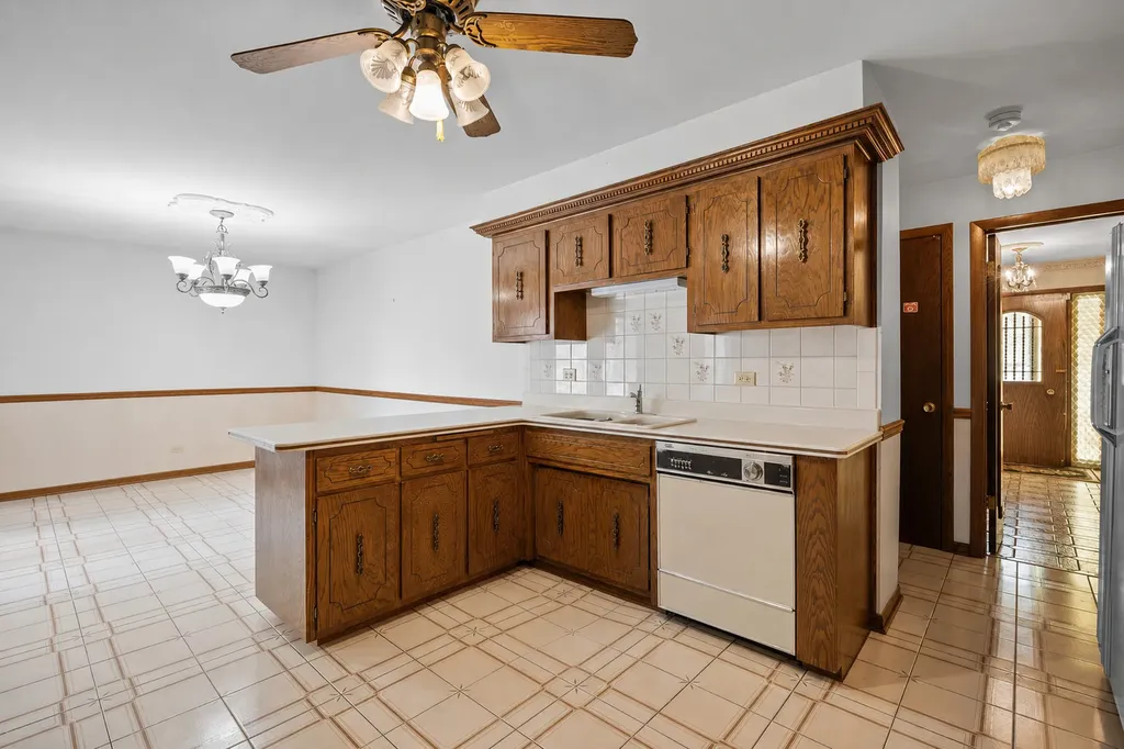 1012 Courtland Avenue Park Ridge IL 60068