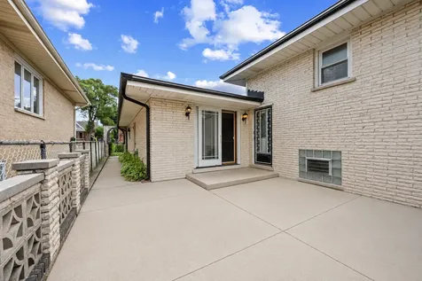 1012 Courtland Avenue Park Ridge IL 60068