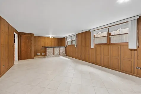 1012 Courtland Avenue Park Ridge IL 60068