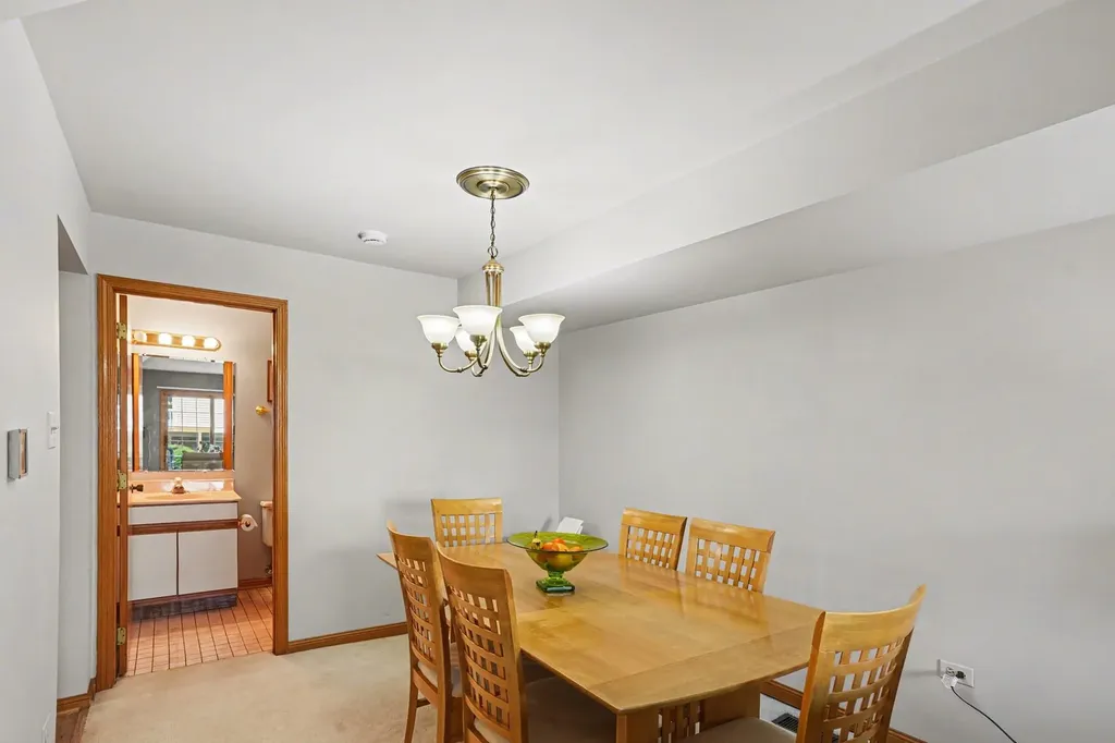10021 Cambridge Court Mokena IL 60448