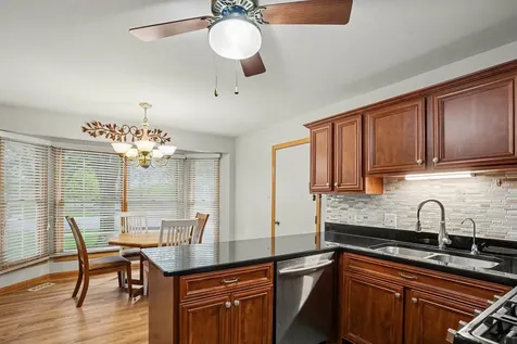 10021 Cambridge Court Mokena IL 60448