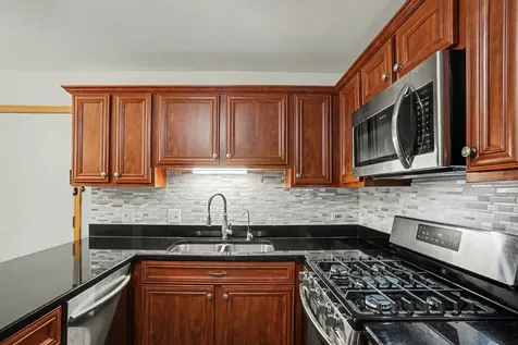 10021 Cambridge Court Mokena IL 60448