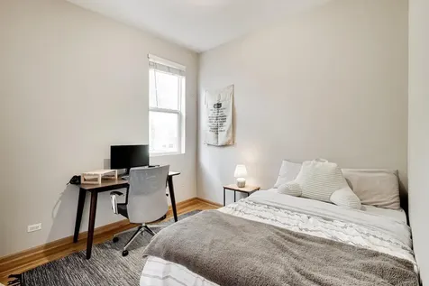 2141 North Point Street Chicago IL 60647