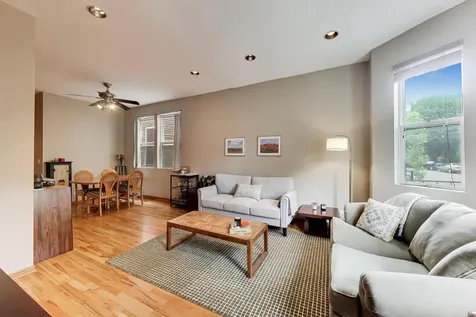 2141 North Point Street Chicago IL 60647