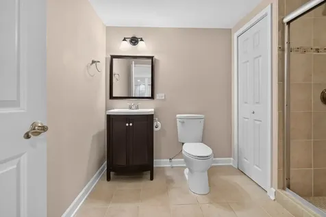 613 Michelline Lane Northbrook IL 60062