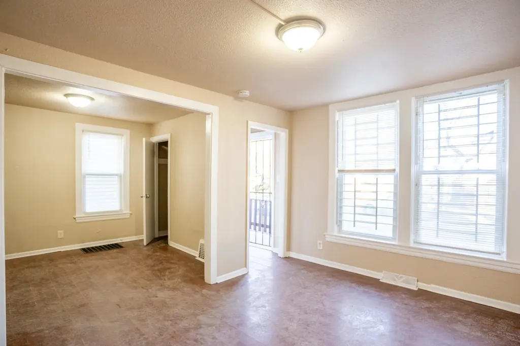 11634 South Princeton Avenue Chicago IL 60628