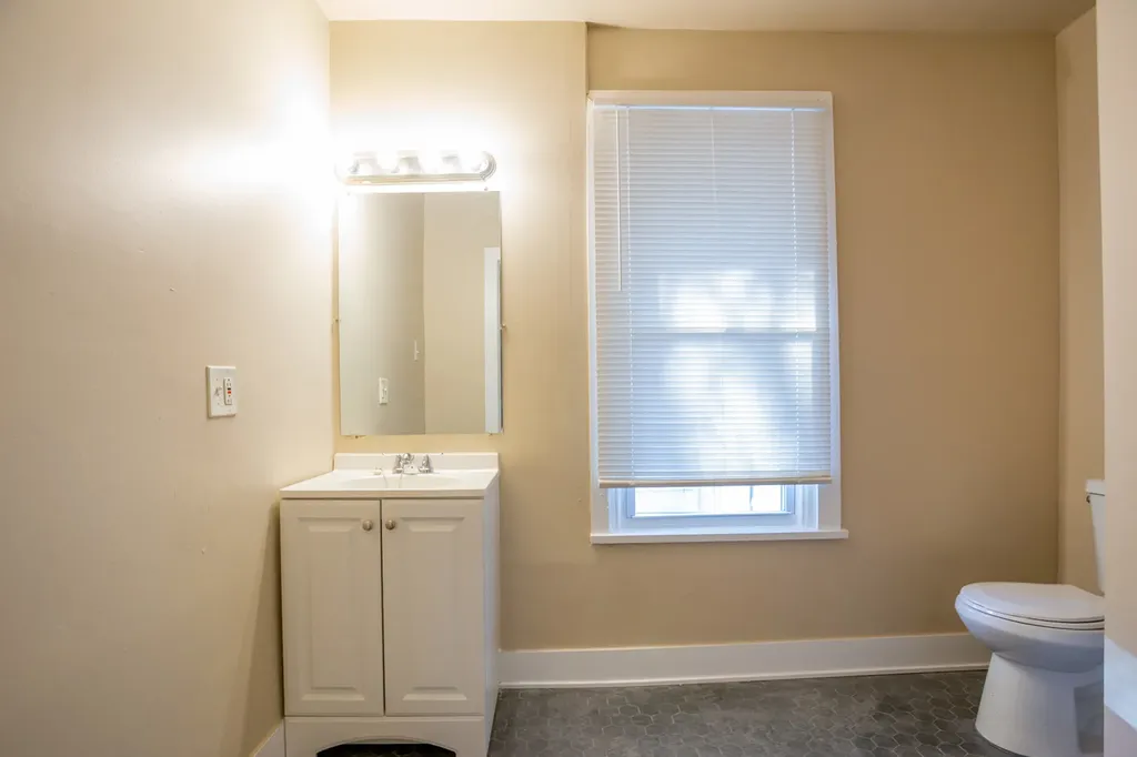 11634 South Princeton Avenue Chicago IL 60628