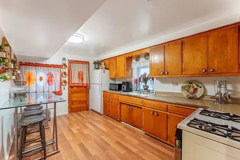 2834 Highland Avenue Berwyn IL 60402