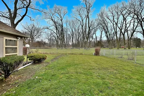 15705 Madison Avenue Dolton IL 60419