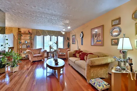 15705 Madison Avenue Dolton IL 60419