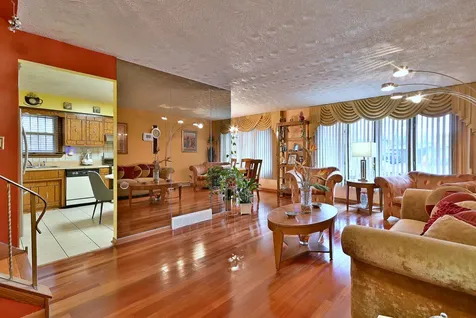 15705 Madison Avenue Dolton IL 60419