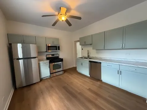 804 West Lakeside Place Chicago IL 60640