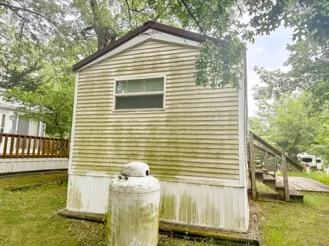 2/160 Woodhaven Sublette IL 61367