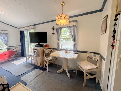 2/160 Woodhaven Sublette IL 61367