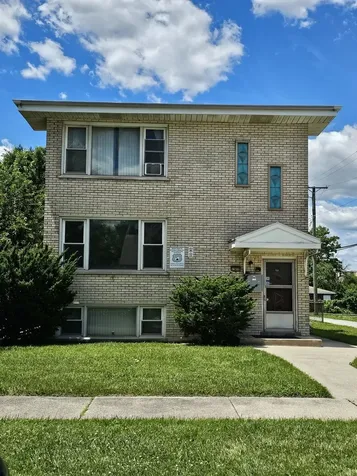 13810 South La Salle Street Riverdale IL 60827