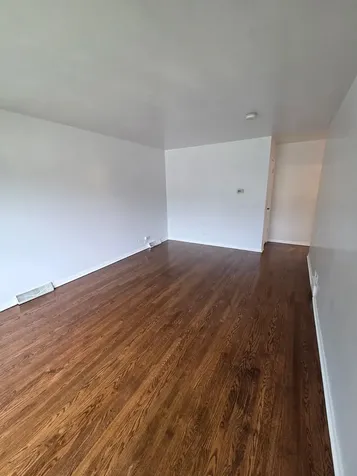 13810 South La Salle Street Riverdale IL 60827