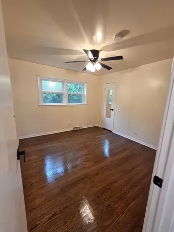 13810 South La Salle Street Riverdale IL 60827