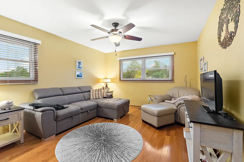 8000 Binford Drive Orland Park IL 60462