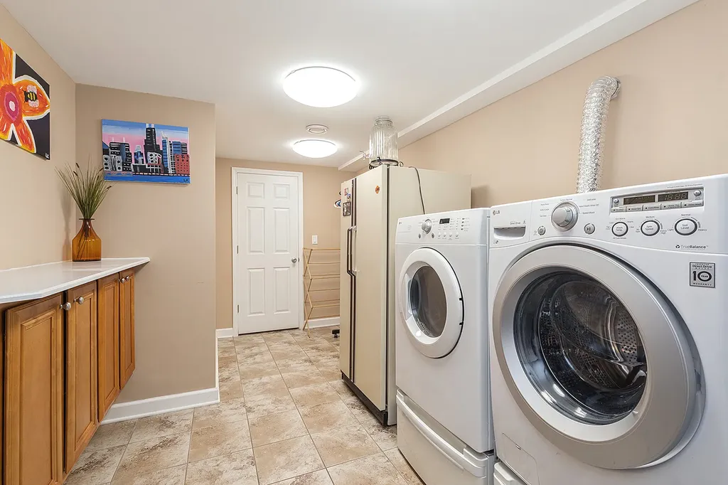 8000 Binford Drive Orland Park IL 60462