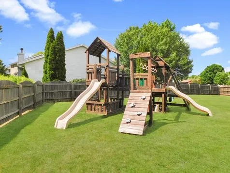 1633 Wildwind Court Rockton IL 61072